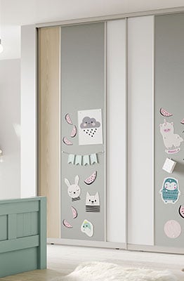 Children's wardrobe shop with sliding doors
